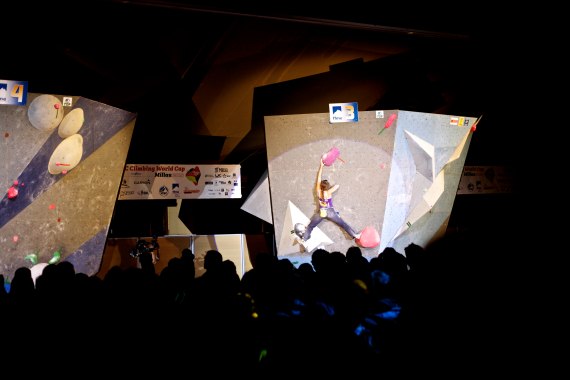 Champ Anna Stohr crushing in the final. ©Jen Randall, Light Shed Pictures